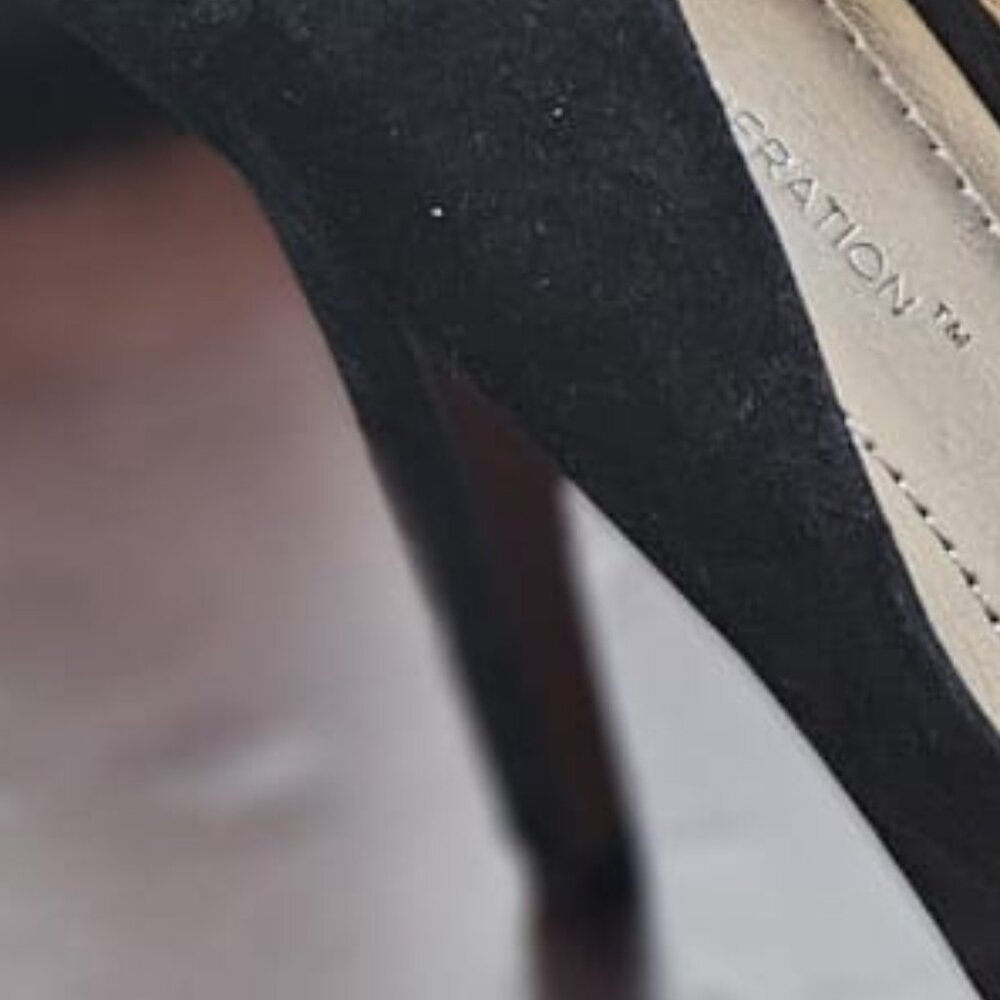 BCDG HEELS - Picture 4 of 4